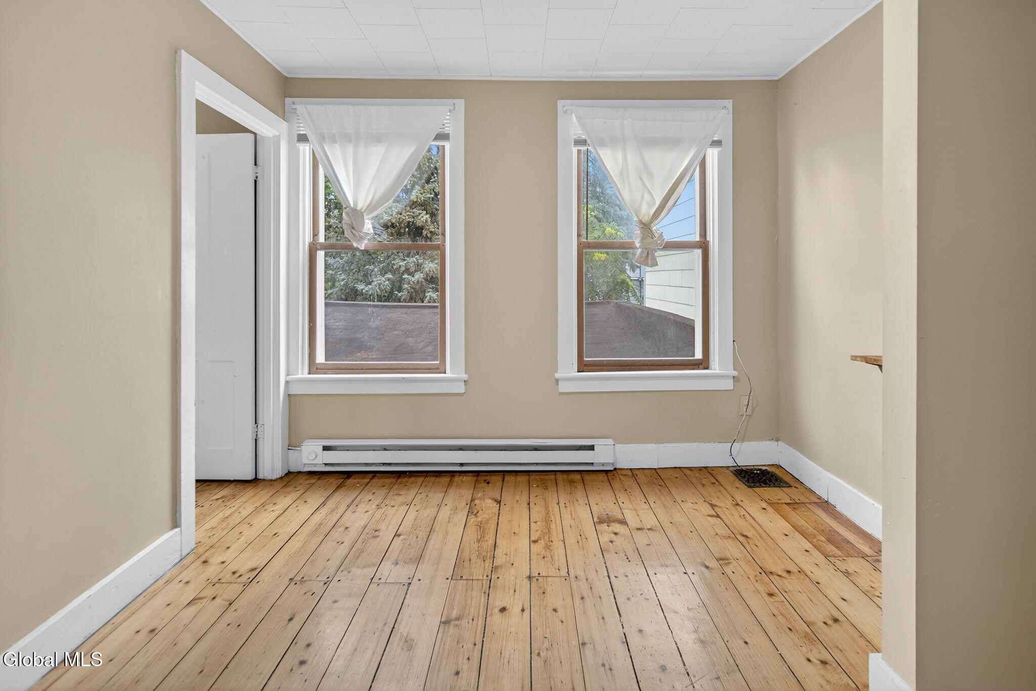 657 State Street Albany, NY 12203 - Photo 14 of 25 15-web-or-mls-015-DSC05843