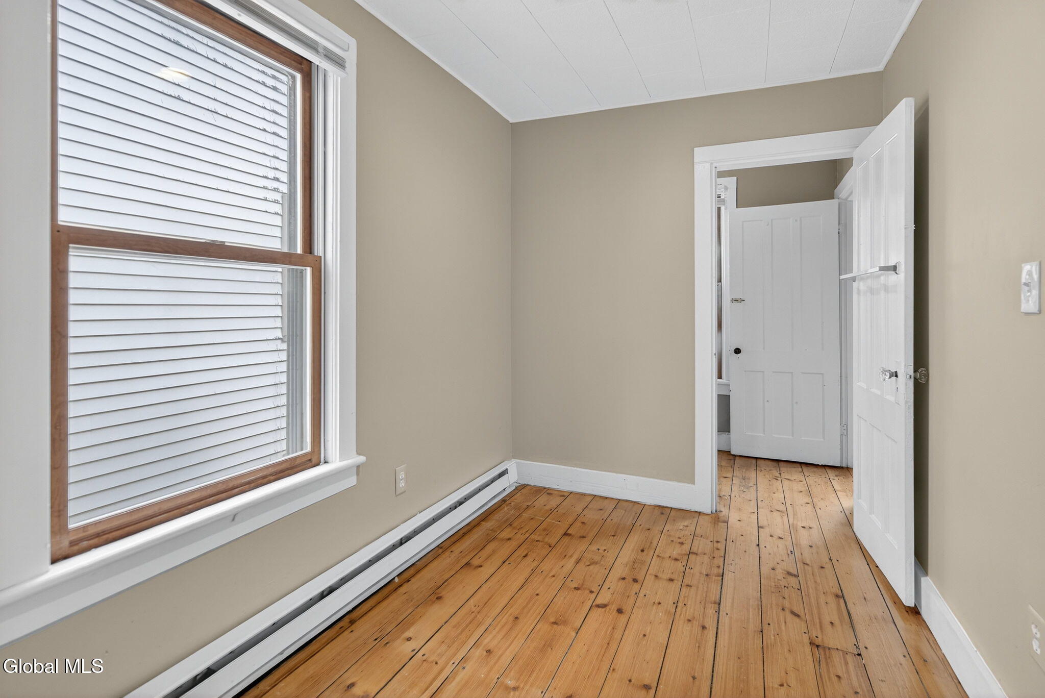 657 State Street Albany, NY 12203 - Photo 17 of 25 18-web-or-mls-018-DSC05880