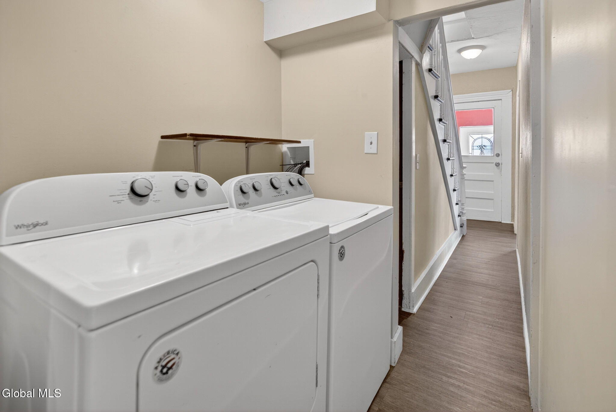 657 State Street Albany, NY 12203 - Photo 4 of 25 5-web-or-mls-005-DSC05828