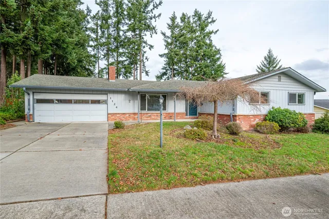 $489,000 | 1124 Southwest 4th Avenue, Oak Harbor, WA 98277