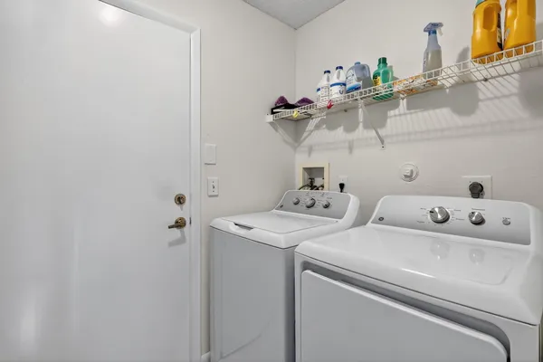 $3,200 | 1520 South Club Drive, Wellington, FL 33414