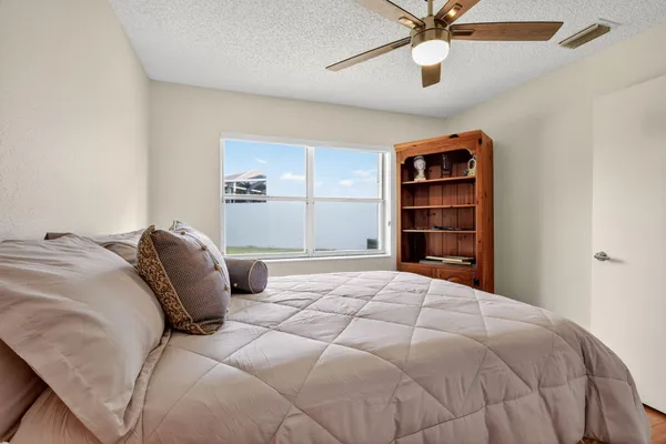 $3,200 | 1520 South Club Drive, Wellington, FL 33414