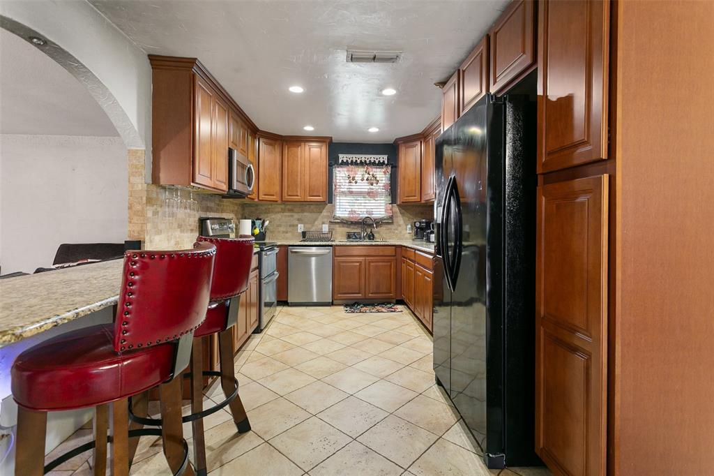 6608 Mccoy Court Watauga, TX 76148 - Photo 5 of 26