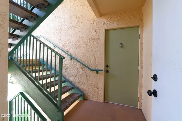 $2,200 | 108 A Laguna Villa Boulevard, Unit D22, Jacksonville Beach, FL 32250