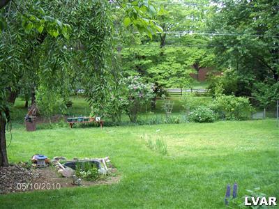 2266 Barrington Road Bethlehem, PA 18018 - Photo 13 of 16 Gallery Image 13
