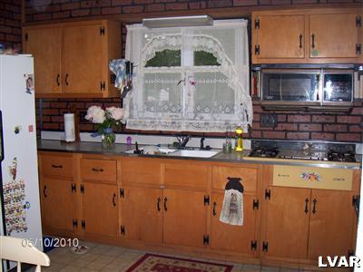2266 Barrington Road Bethlehem, PA 18018 - Photo 14 of 16 Gallery Image 14