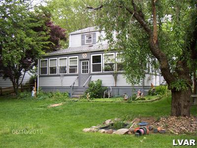 2266 Barrington Road Bethlehem, PA 18018 - Photo 3 of 16 Gallery Image 3