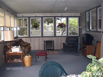 2266 Barrington Road Bethlehem, PA 18018 - Photo 4 of 16 Gallery Image 4