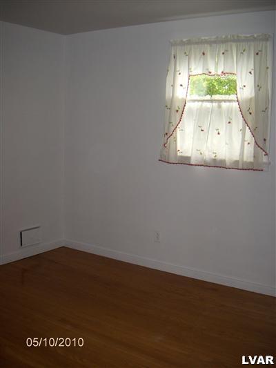 2266 Barrington Road Bethlehem, PA 18018 - Photo 7 of 16 Gallery Image 7
