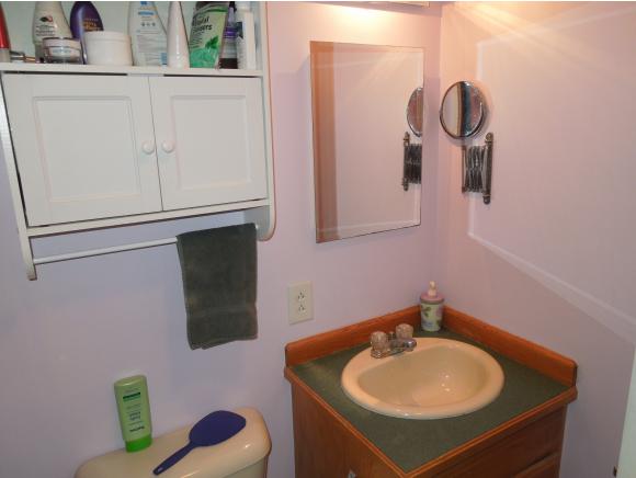 35 Kenyon Road Hartford, VT 05001 - Photo 9 of 28 Gallery Image 9