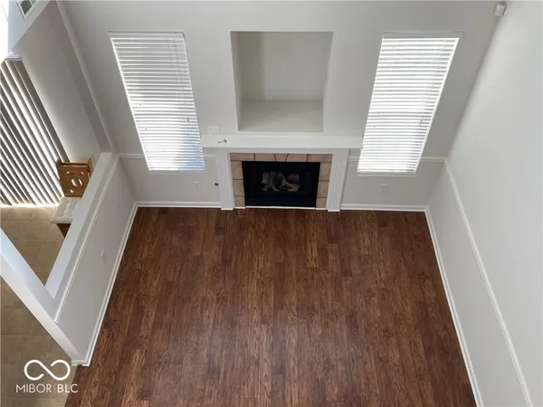 $2,000 | 3981 Eldor Flower Drive, Zionsville, IN 46077
