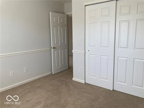 $2,000 | 3981 Eldor Flower Drive, Zionsville, IN 46077