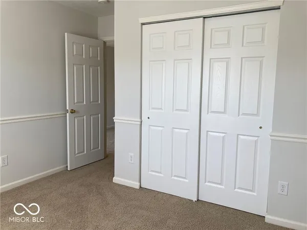 $2,000 | 3981 Eldor Flower Drive, Zionsville, IN 46077