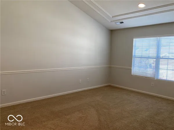 $2,000 | 3981 Eldor Flower Drive, Zionsville, IN 46077