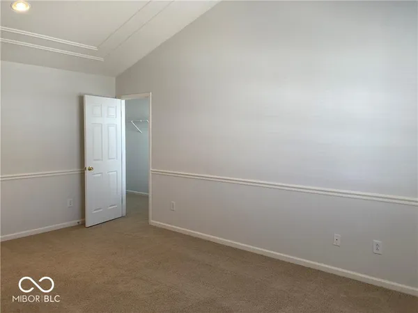 $2,000 | 3981 Eldor Flower Drive, Zionsville, IN 46077