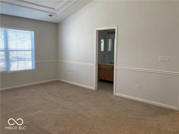 $2,000 | 3981 Eldor Flower Drive, Zionsville, IN 46077