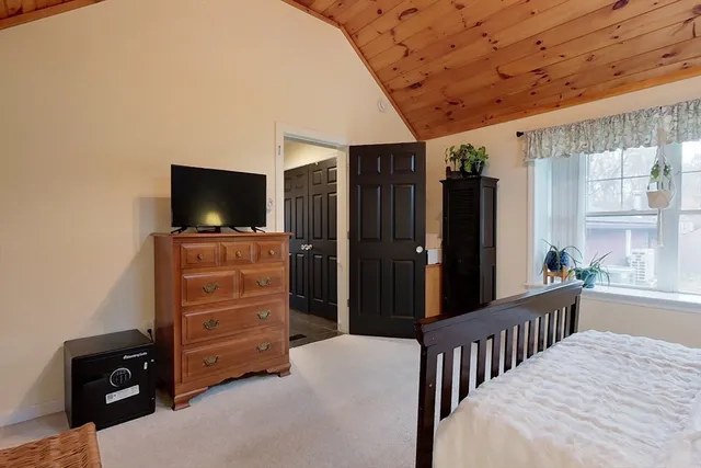 $599,000 | 31 Heald Street, Pepperell, MA 01463