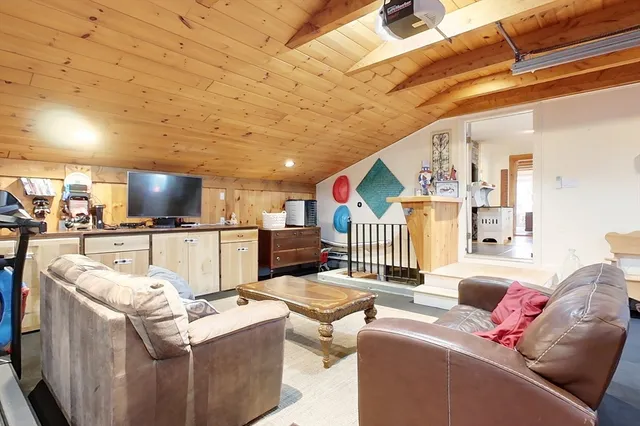 $599,000 | 31 Heald Street, Pepperell, MA 01463