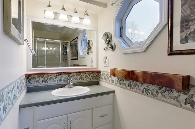 $599,000 | 31 Heald Street, Pepperell, MA 01463