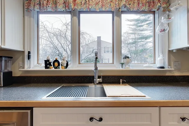 $599,000 | 31 Heald Street, Pepperell, MA 01463