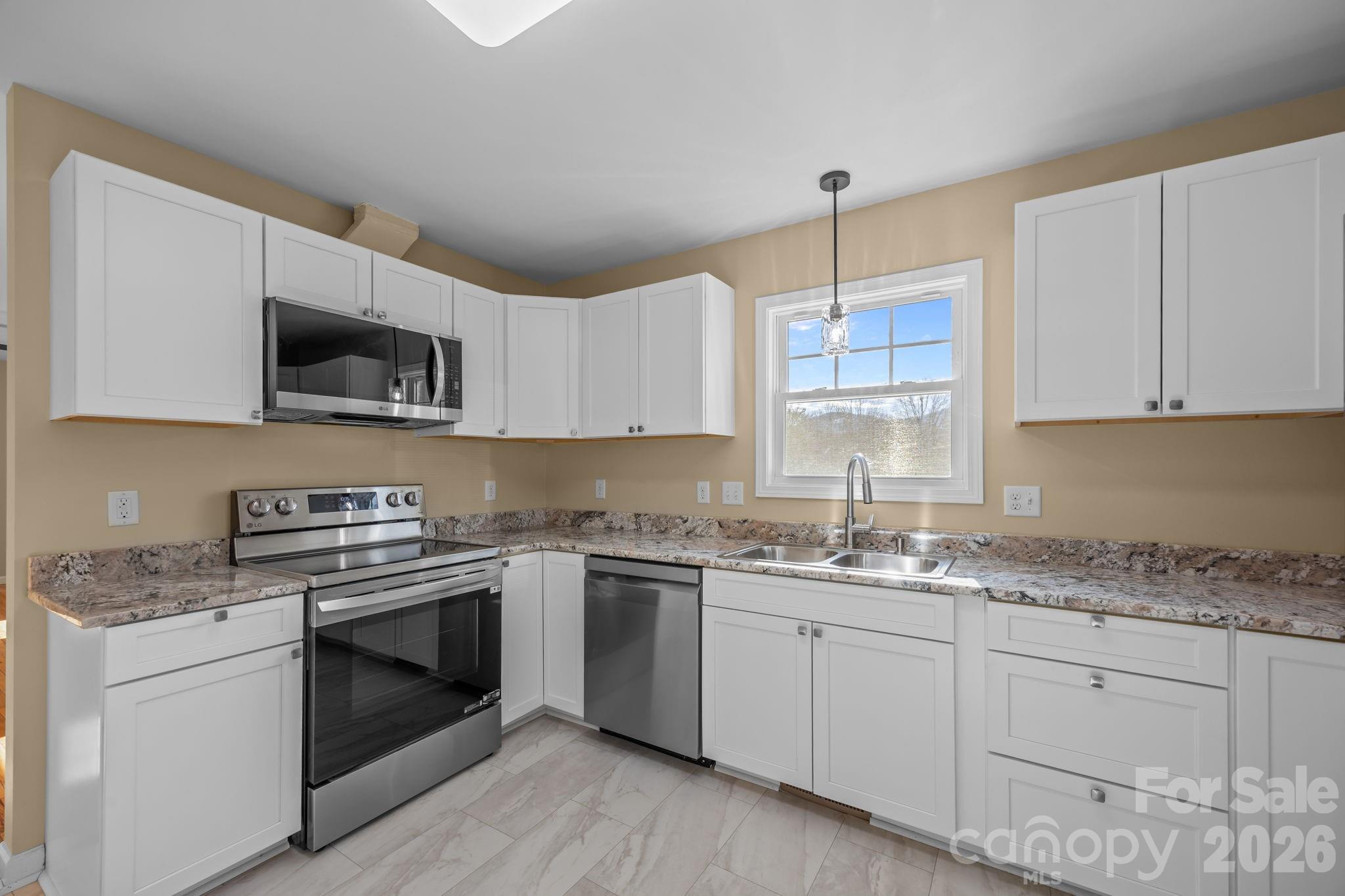 25 Byrd Road, Unit 1 Black Mountain, NC 28711 - Photo 15 of 23