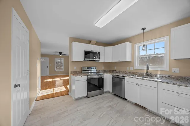 $449,900 | 25 Byrd Road, Black Mountain, NC 28711