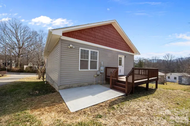 $449,900 | 25 Byrd Road, Black Mountain, NC 28711