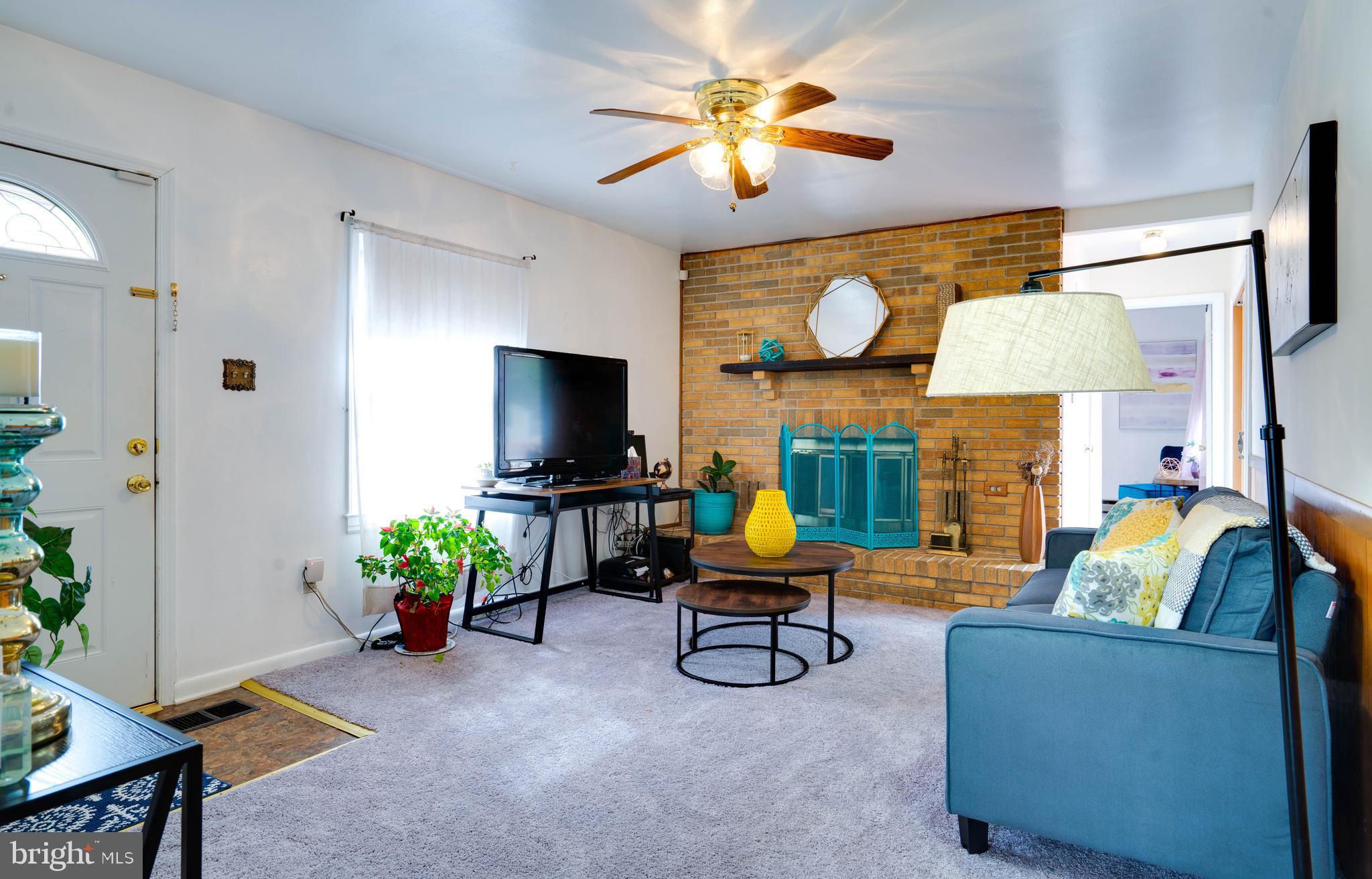 Family Room/Den with Fireplace