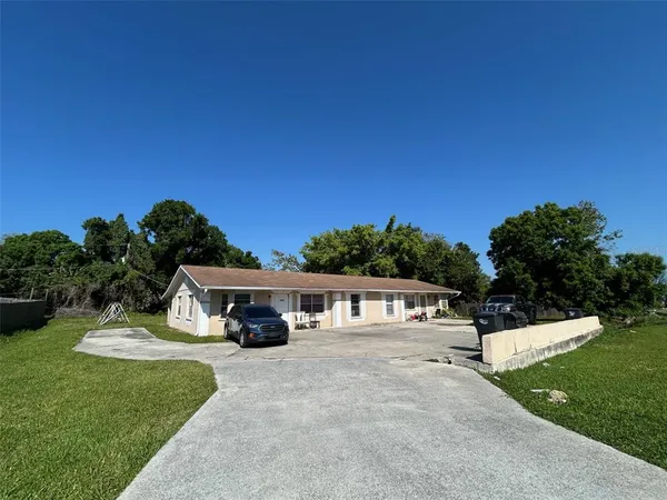$409,900 | 1031 30th Avenue East, Bradenton, FL 34208