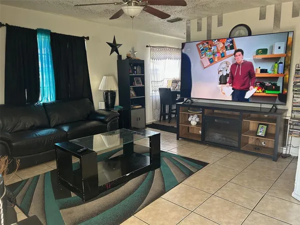 $409,900 | 1031 30th Avenue East, Bradenton, FL 34208