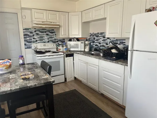 $409,900 | 1031 30th Avenue East, Bradenton, FL 34208