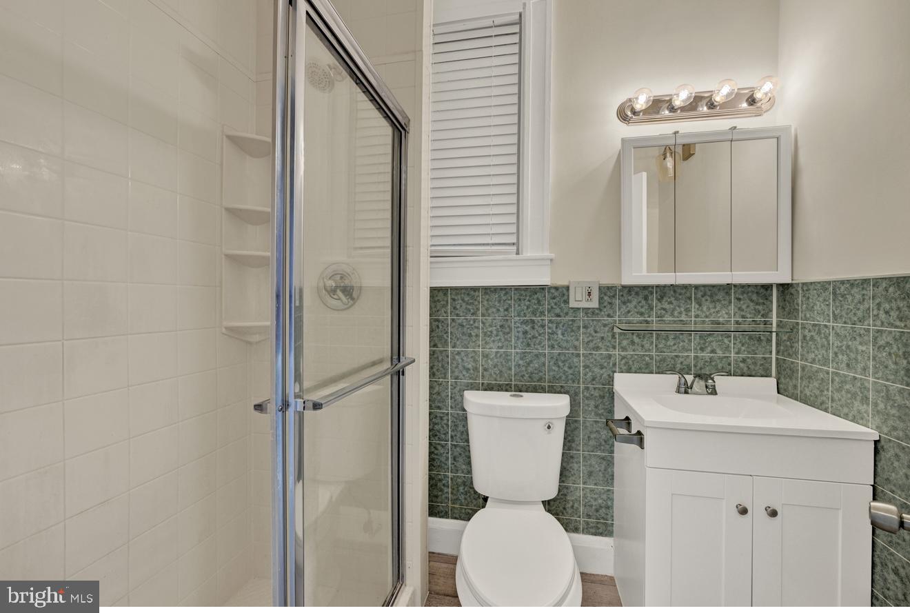 404 Cornwall Street Baltimore, MD 21224 - Photo 12 of 14