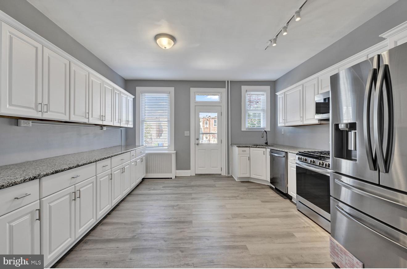 404 Cornwall Street Baltimore, MD 21224 - Photo 6 of 14