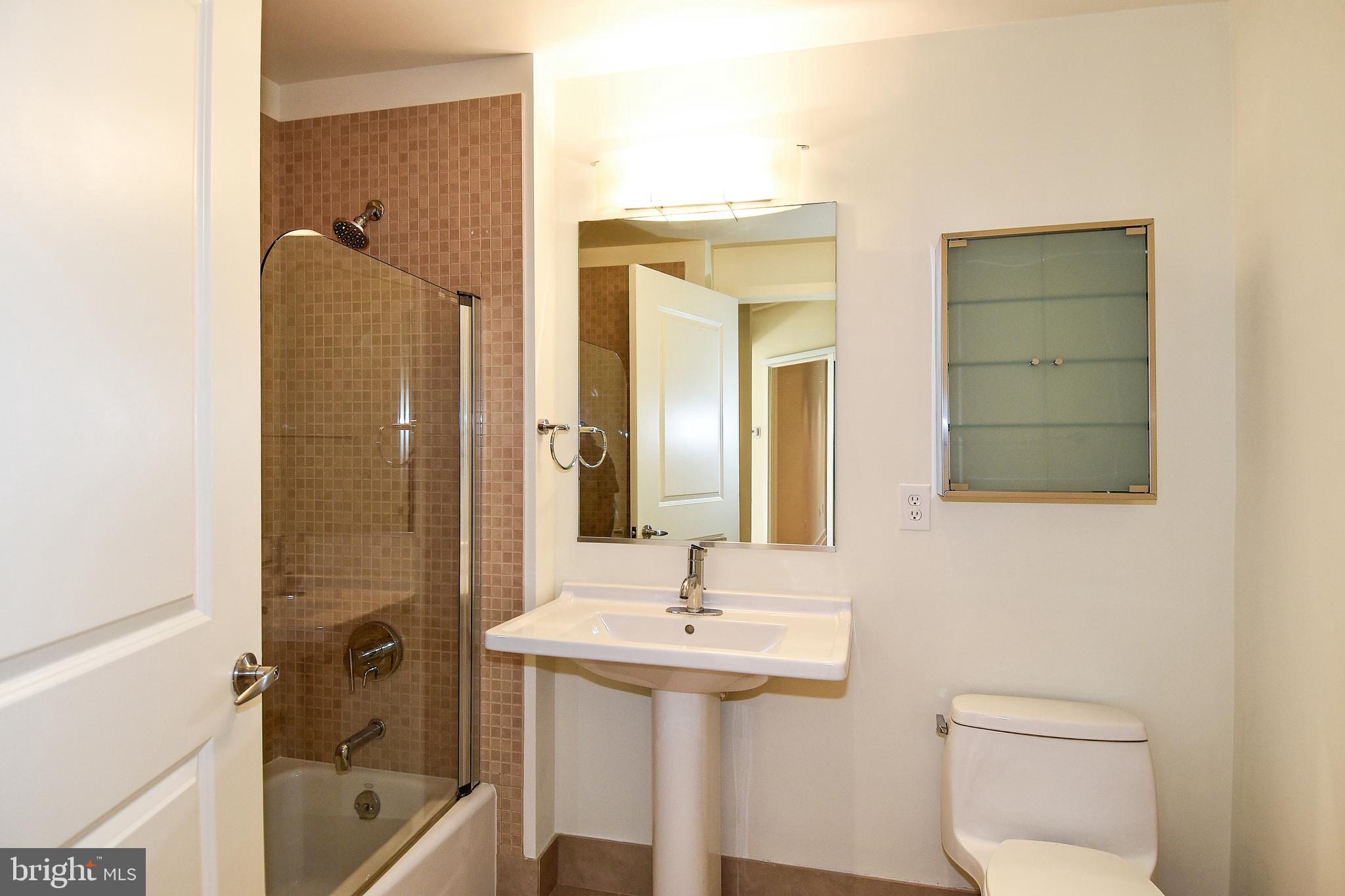 2125 14th Street Northwest, Unit 214 Washington, DC 20009 - Photo 18 of 28 Hall Bath