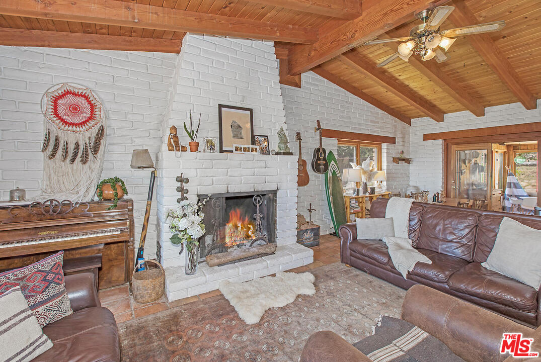 2125 Refugio Road Goleta, CA 93117 - Photo 12 of 22 Gallery Image 12