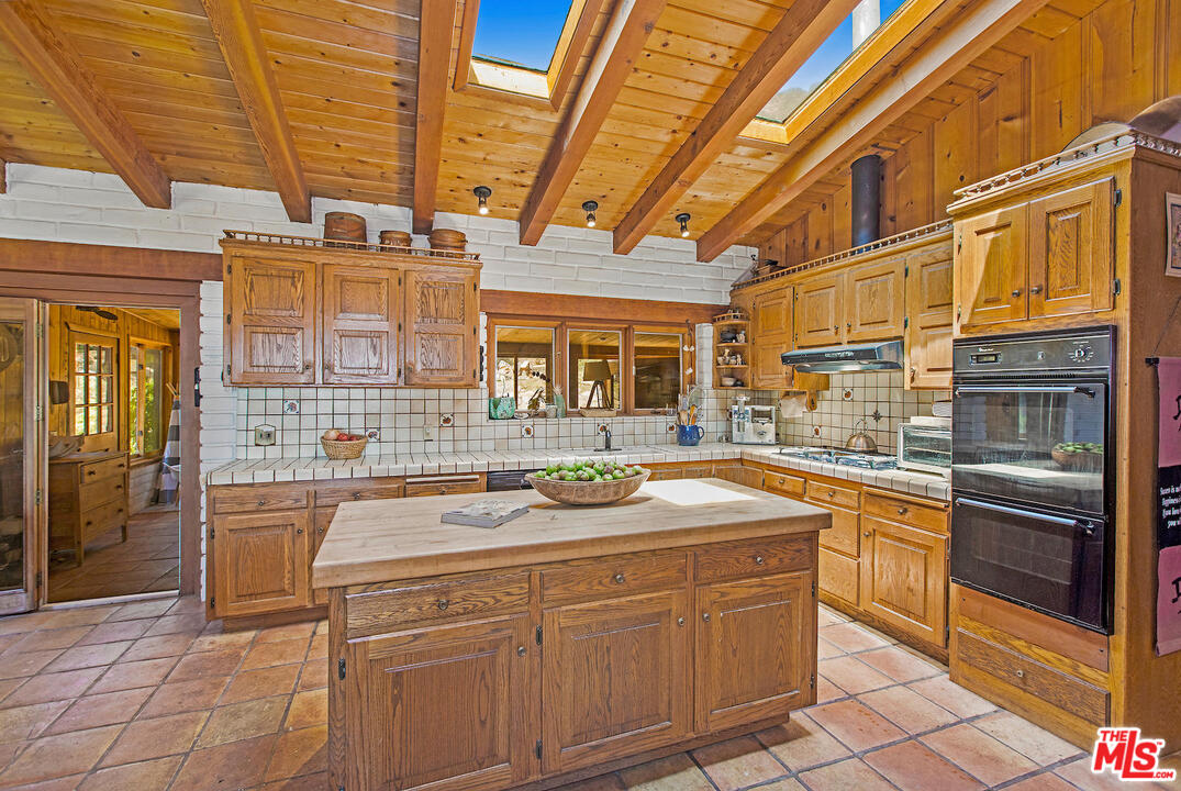 2125 Refugio Road Goleta, CA 93117 - Photo 10 of 22 Gallery Image 10