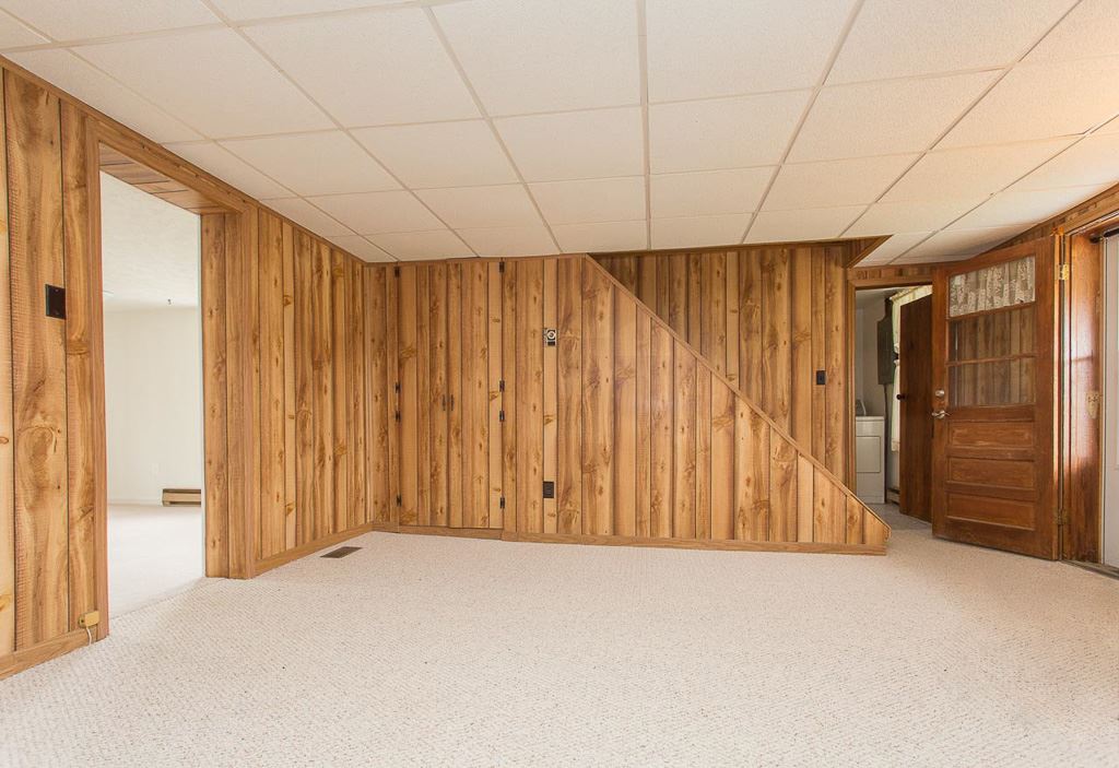2001 Spitzer Road Broadway, VA 22815 - Photo 26 of 38 a view of an empty room with a window