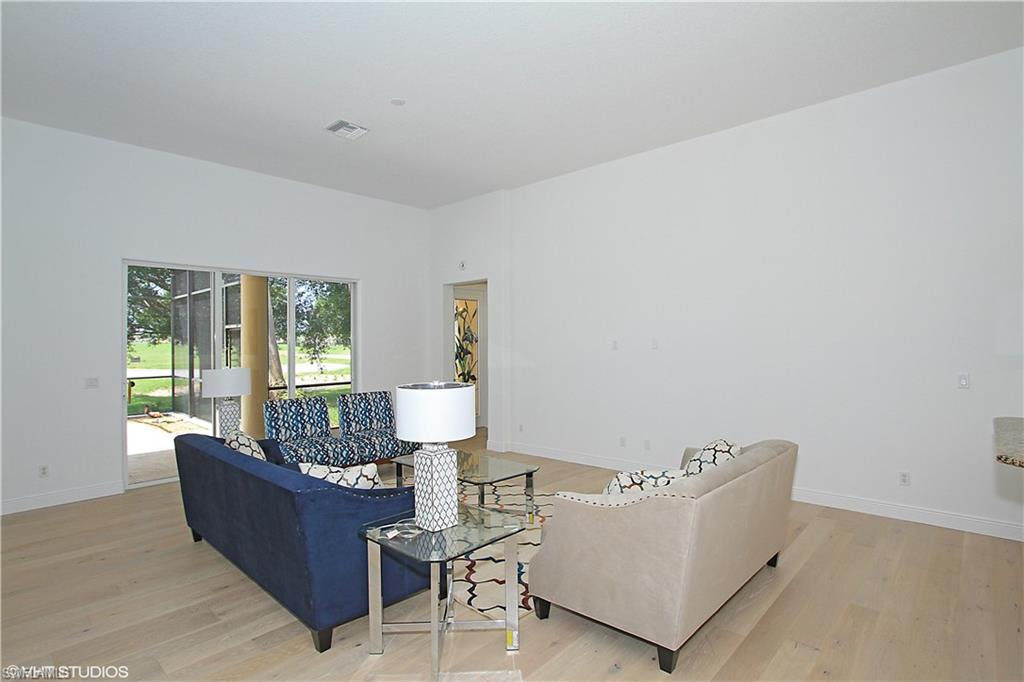 464 Terracina Way Naples, FL 34119 - Photo 17 of 35 Freshly painted throughout in neutral colors!