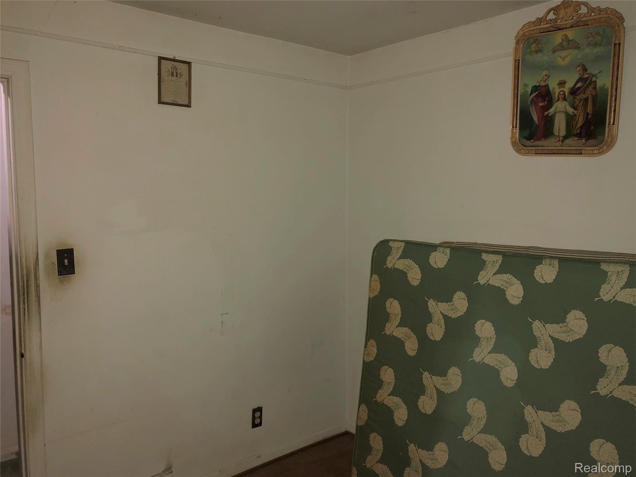 17614 Huntington Road Detroit, MI 48219 - Photo 9 of 29 IMG_008.JPG