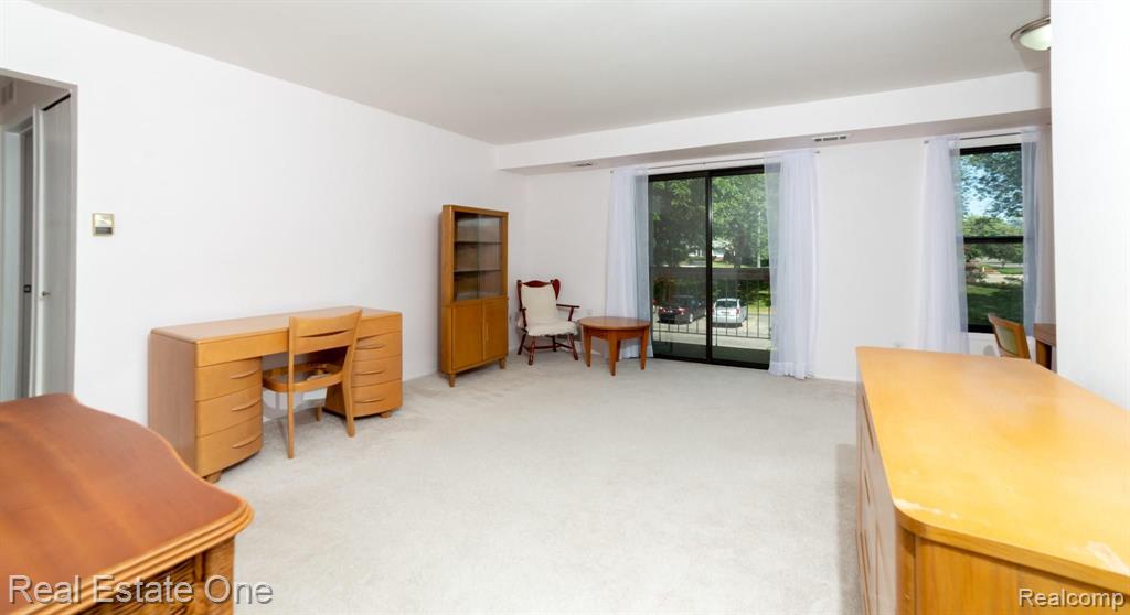 30535 West 14 Mile Road Farmington, MI 48334 - Photo 7 of 16