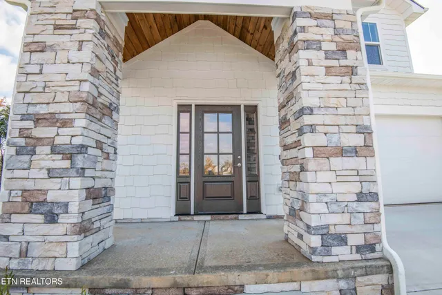 $579,900 | 6704 Orange Petal Lane, Knoxville, TN 37931