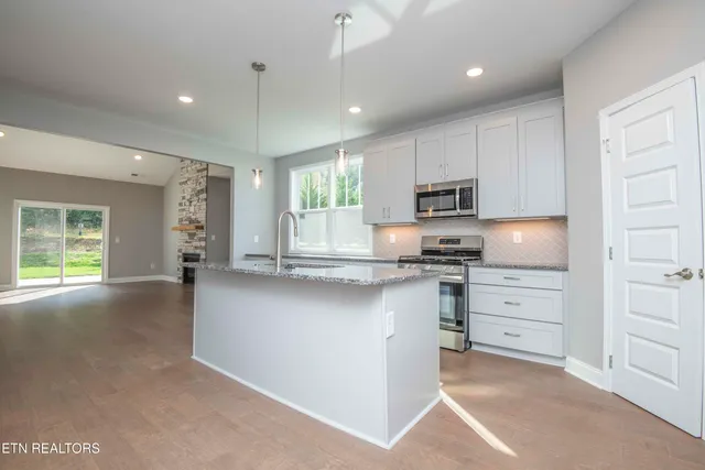 $579,900 | 6704 Orange Petal Lane, Knoxville, TN 37931