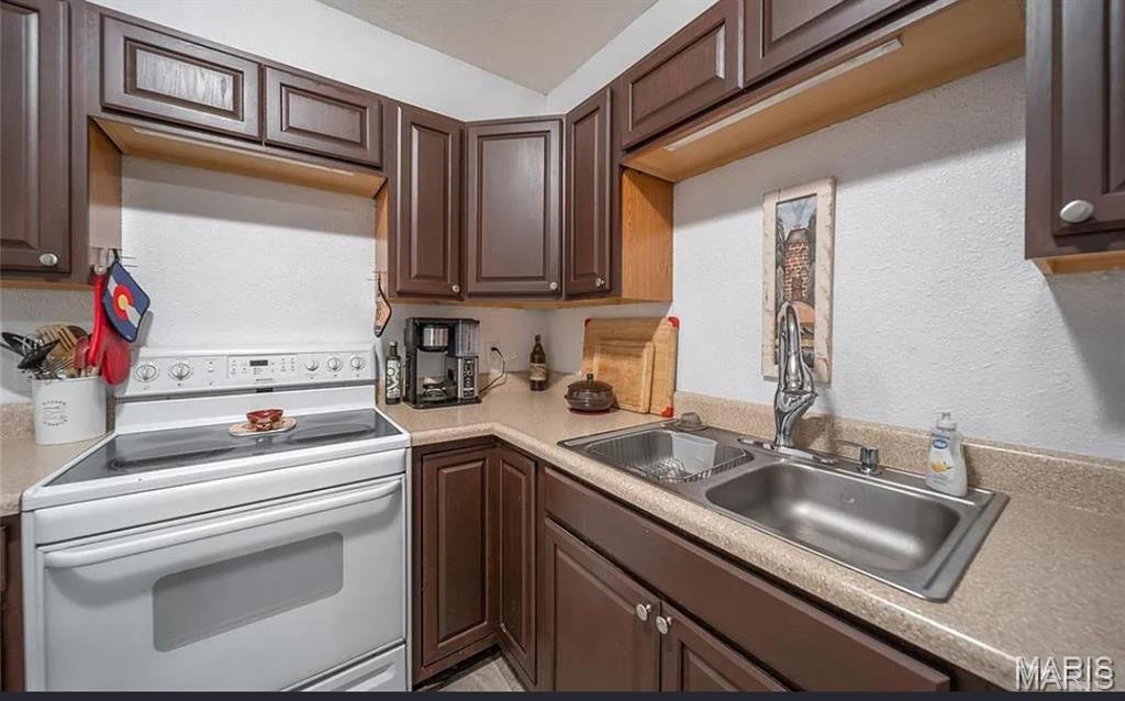 121 State Rte T Newburg, MO 65550 - Photo 4 of 18 Gallery Image 4