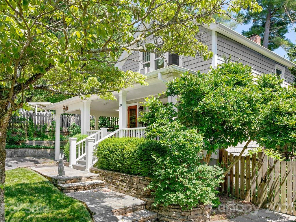 89 Edgemont Road Asheville, NC 28801 - Photo 2 of 30 Gallery Image 2