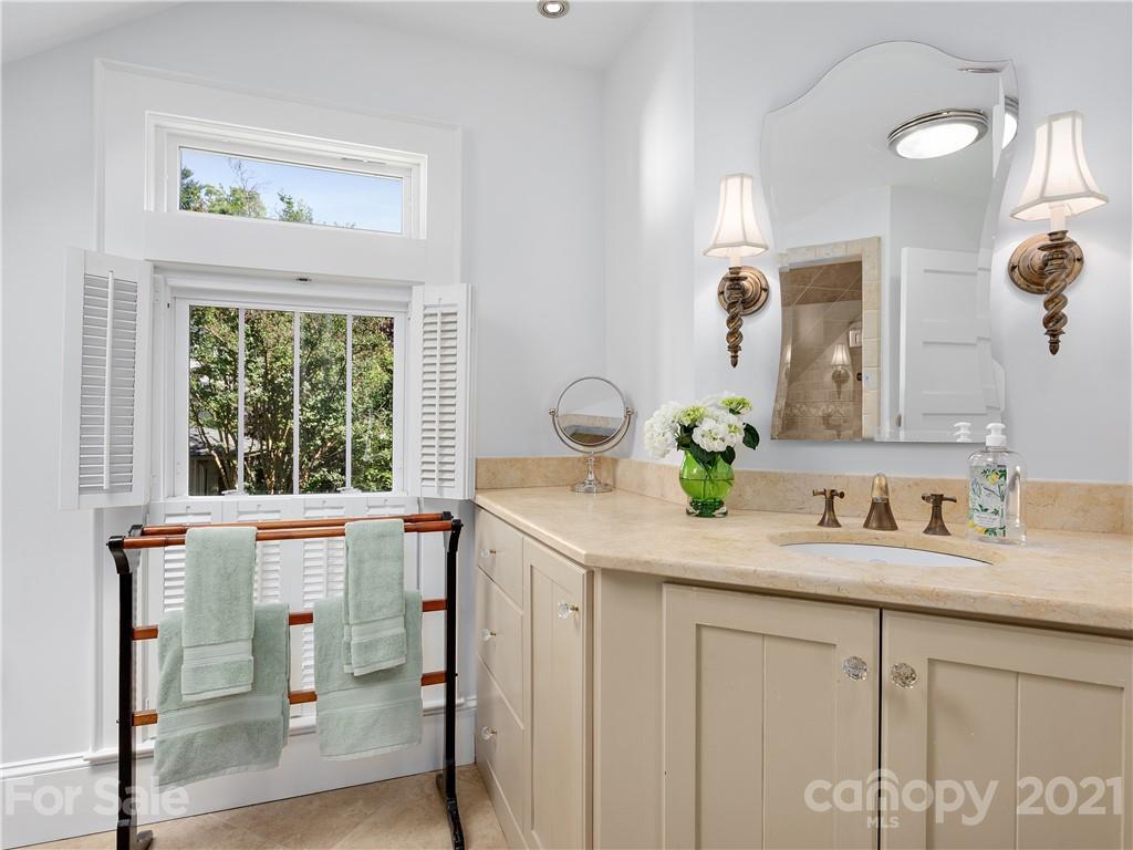 89 Edgemont Road Asheville, NC 28801 - Photo 18 of 30 Gallery Image 18