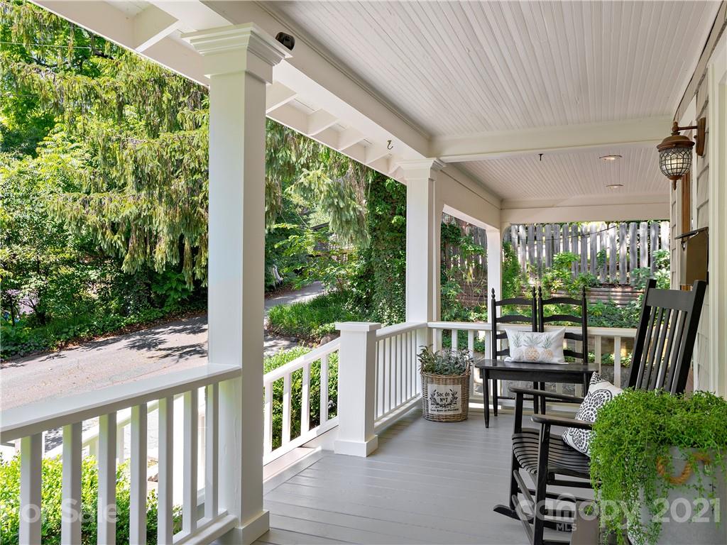 89 Edgemont Road Asheville, NC 28801 - Photo 5 of 30 Gallery Image 5
