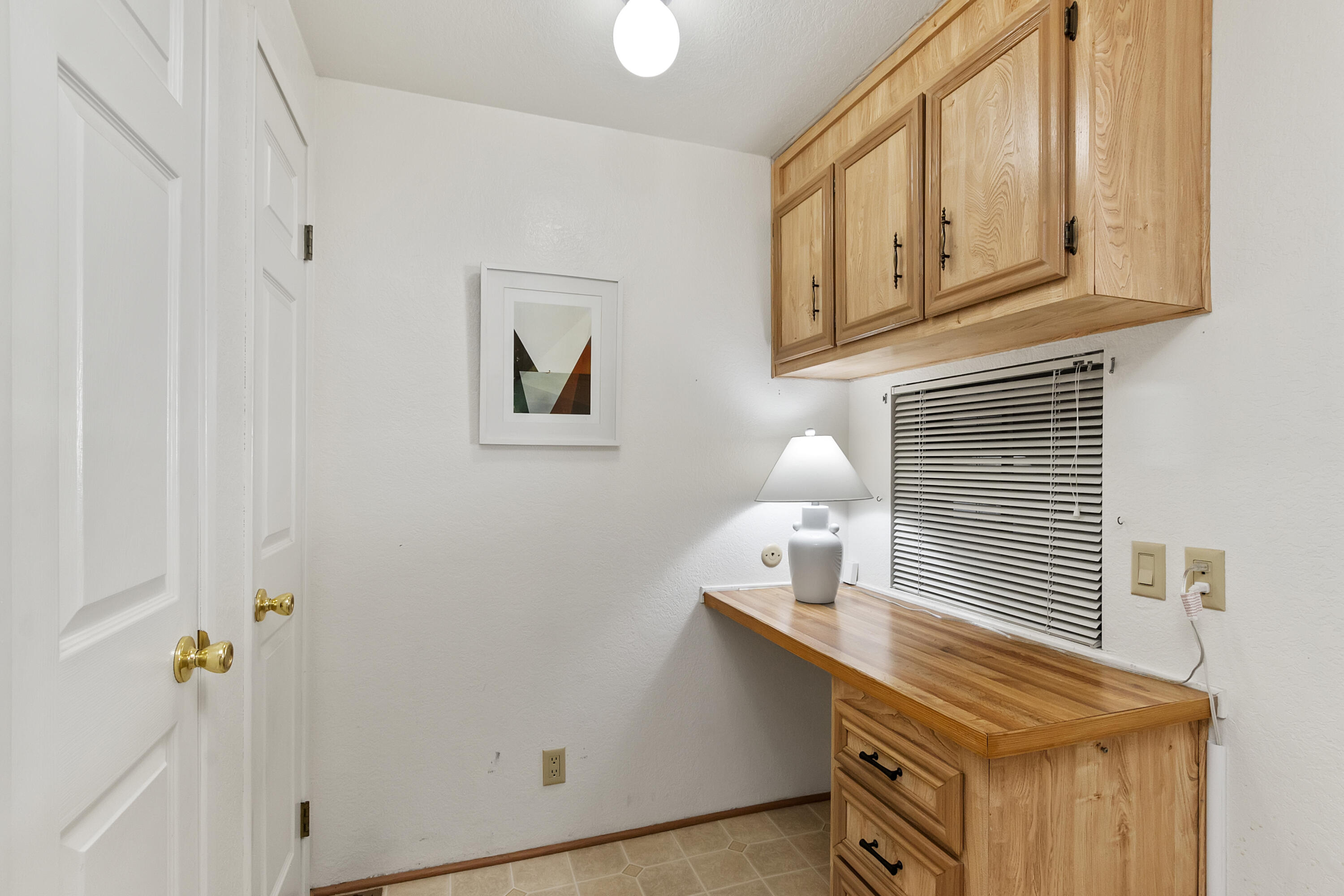 74711 Dillon Road, Unit 545 Desert Hot Springs, CA 92241 - Photo 24 of 42 a view of room with window