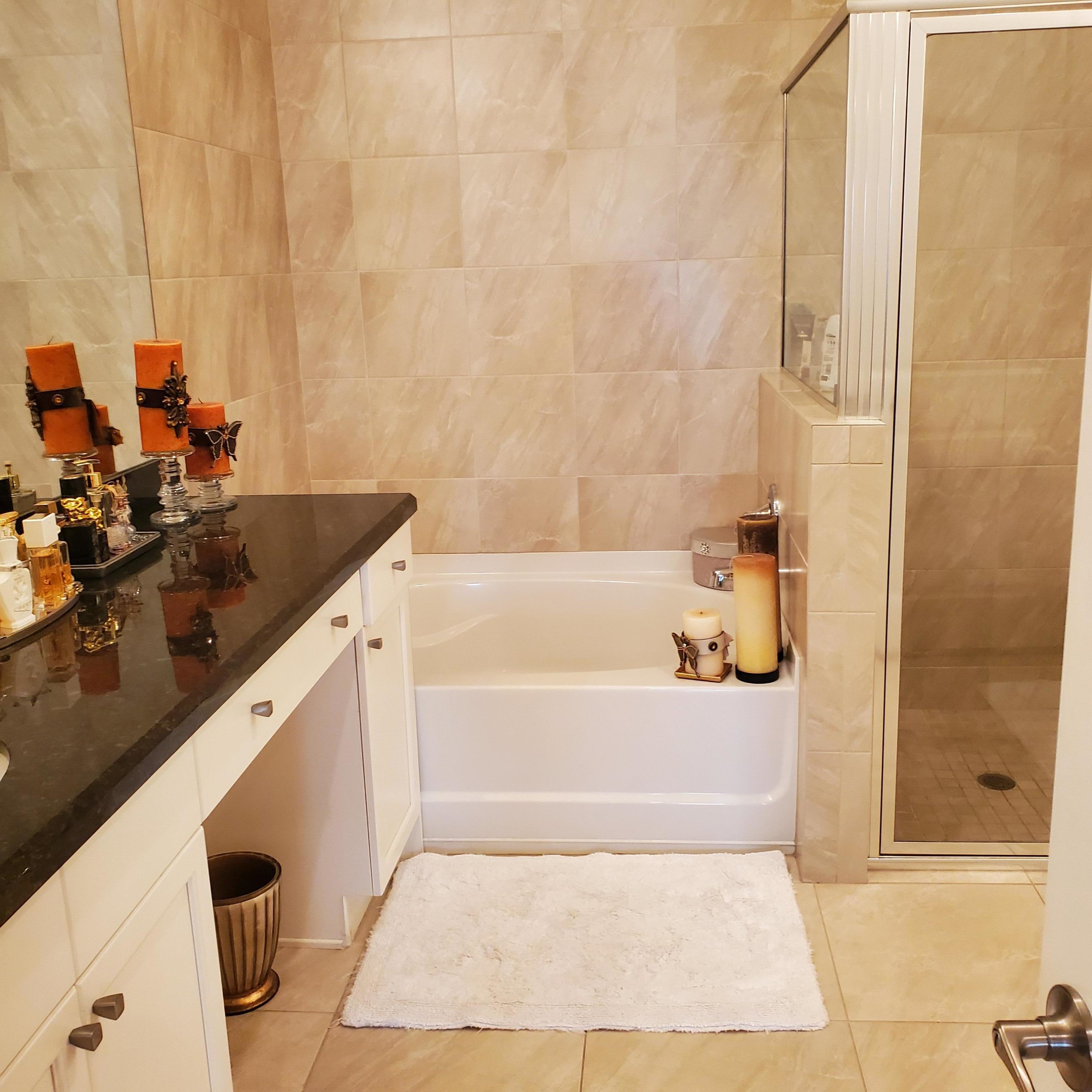 Her side of Master Bath