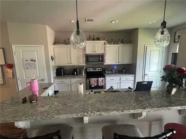 $2,800 | 2834 Papa Bear Drive, College Station, TX 77845