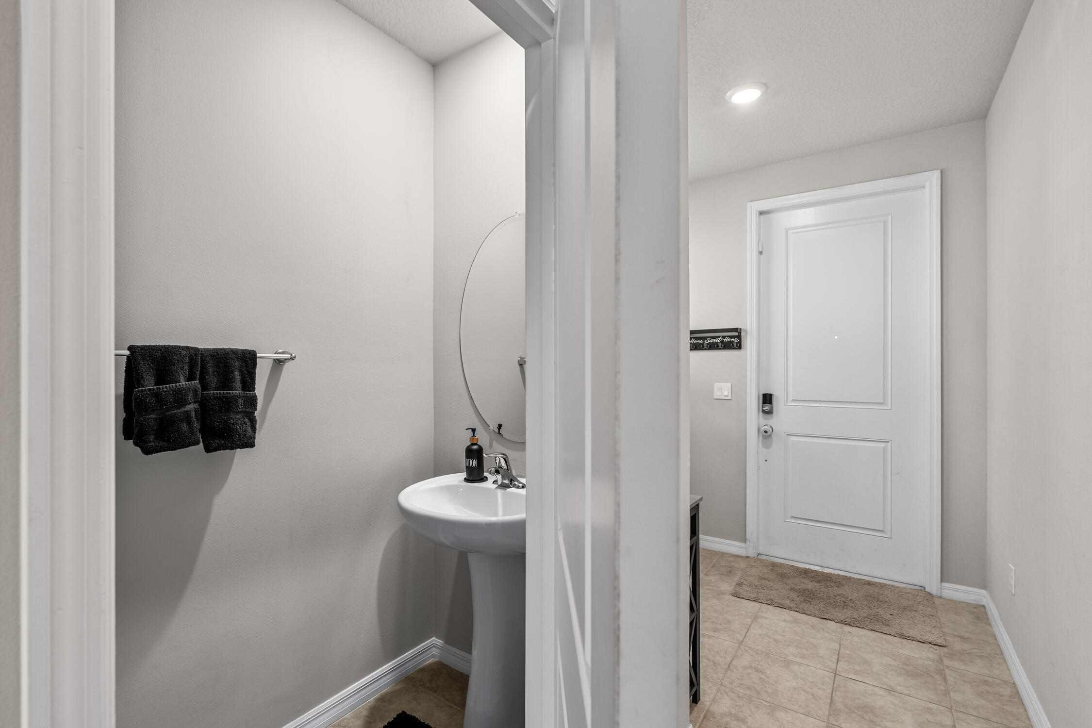 3522 Joshua Tree Street Palm Springs, FL 33461 - Photo 11 of 32 DSC04369
